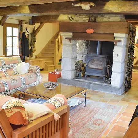 Holiday With Fireplace Viii *